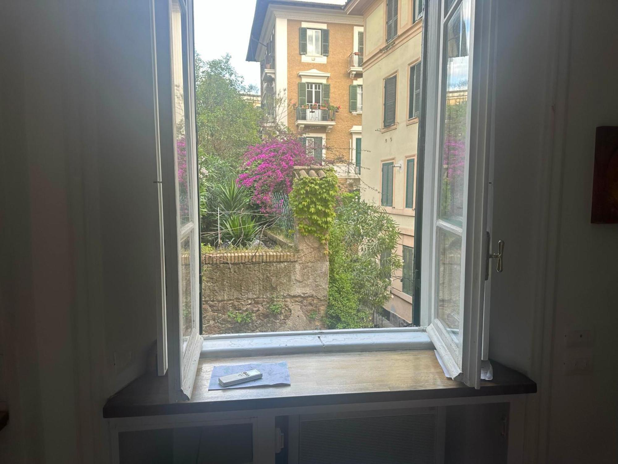Green Window Roma Exterior photo